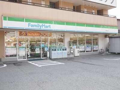 Convenience store. 744m to Family Mart (convenience store)