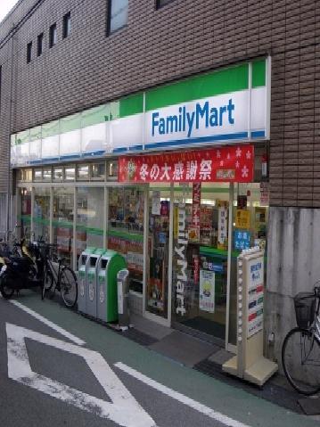 Convenience store. FamilyMart Until Iguchido 400m