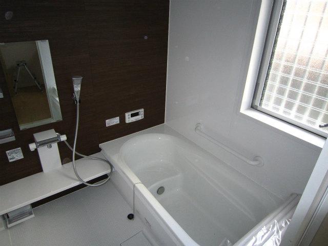 Bathroom. Wide is one pyeong type of bathroom.