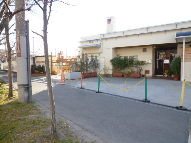 kindergarten ・ Nursery. Segawa nursery school (kindergarten ・ 895m to the nursery)