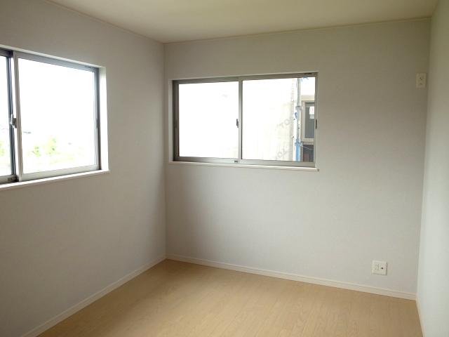 Non-living room. Indoor (July 2013) Shooting