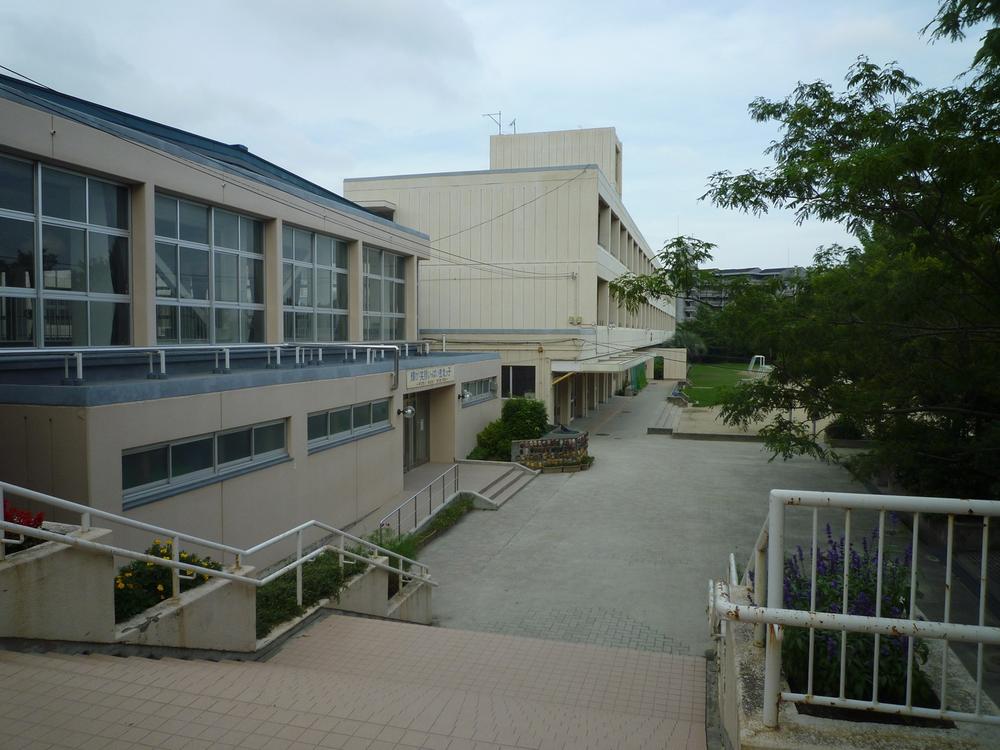 Primary school. Mino 1199m to stand Toyokawa North Elementary School