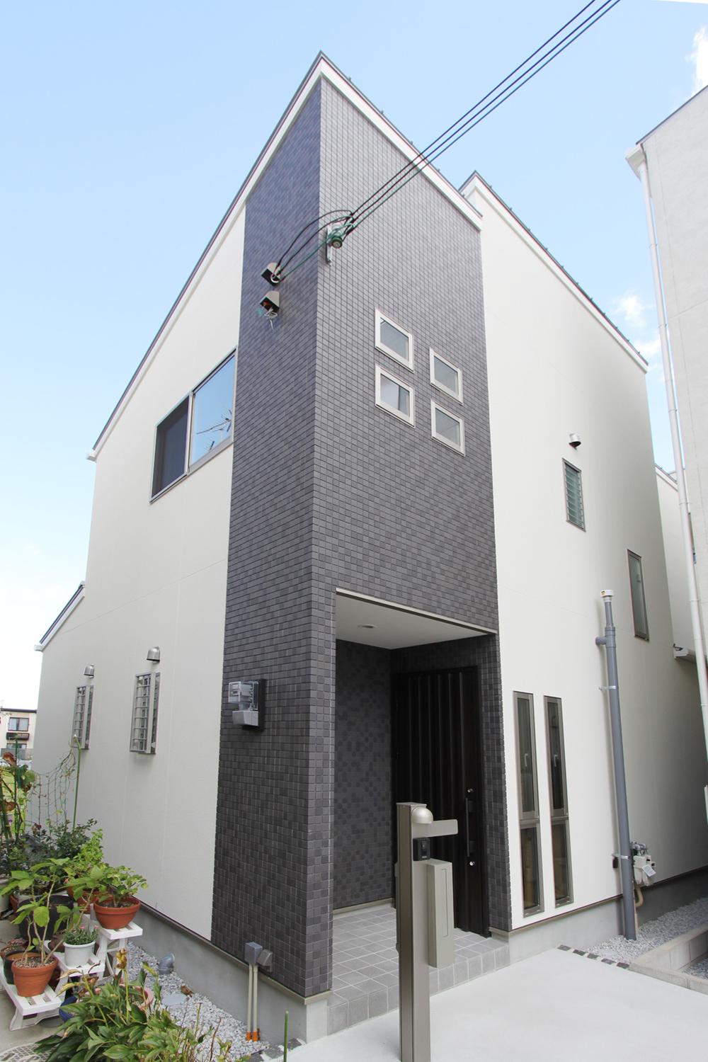 Local appearance photo. 2013 October shooting