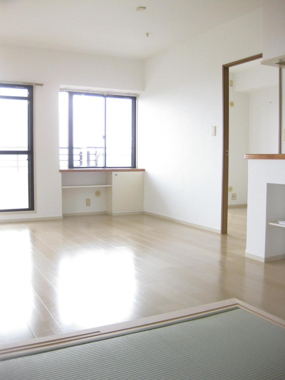 Living. It is a sophisticated design.