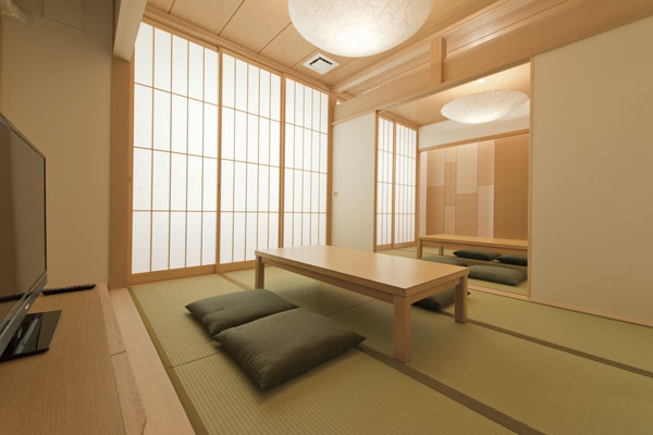 Shared facilities.  [Rooms (Japanese-style)] Free Room of Japanese-style type that taste of calm sum drifts. Not only as a guest room, You can use the multi-purpose, such as group activities ※ Pay