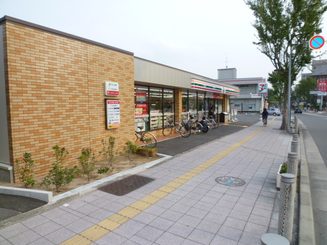 Convenience store. Seven-Eleven Minoo Nishikoji store up (convenience store) 468m