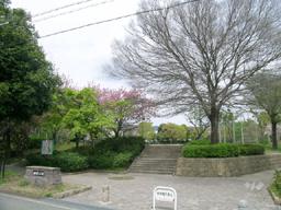 park. 80m to Nishiwaki park