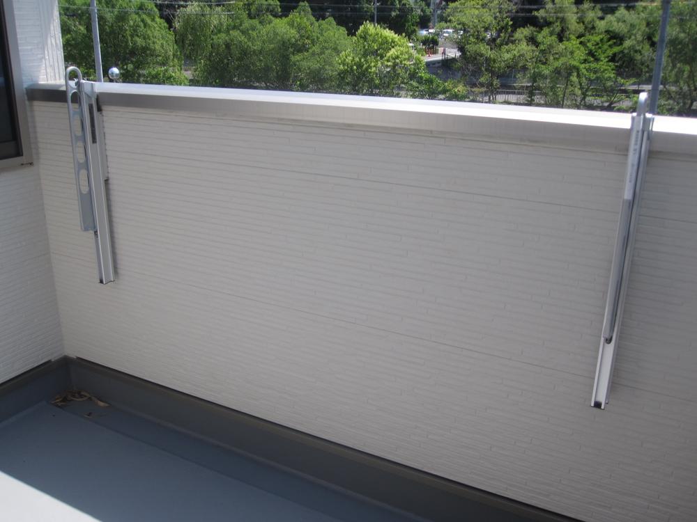Balcony. Same specifications of the company's other properties