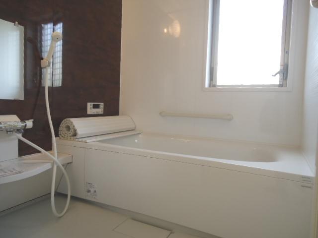 Same specifications photo (bathroom). Another subdivision reference photograph
