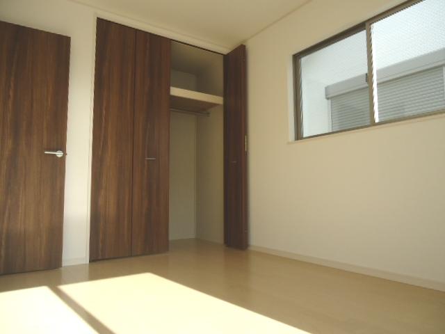 Same specifications photos (Other introspection). Another subdivision reference photograph