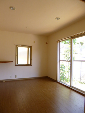 Living and room. Dining space