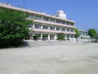 Primary school. 960m to Toyokawa south