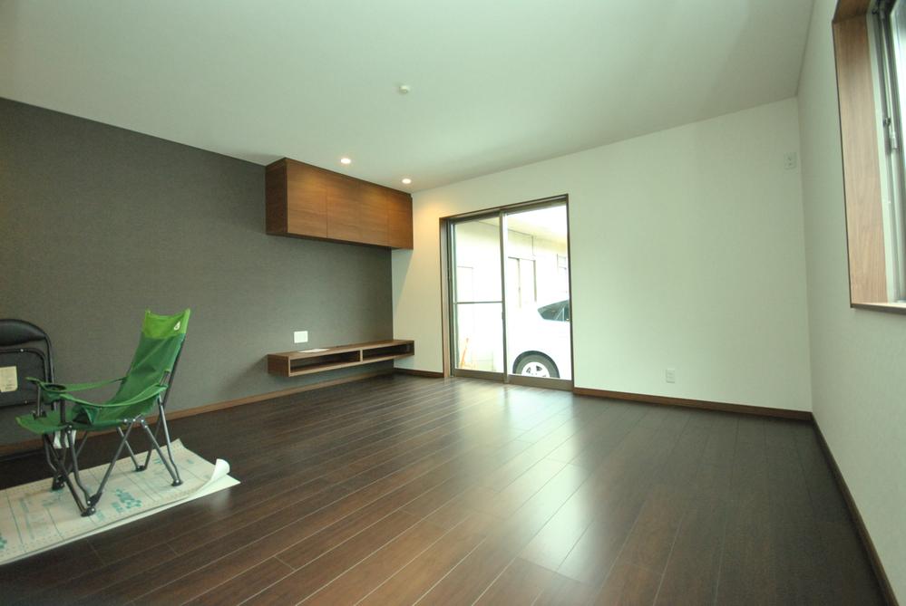 Living. Indoor (12 May 2013) Shooting