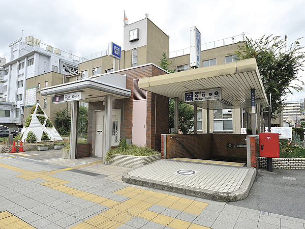 Surrounding environment. Tanimachi "Moriguchi" station (2-minute walk ・ About 140m)
