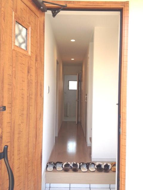 Model house photo. Entrance