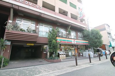 Convenience store. Seven-Eleven 307m to Moriguchi Meiyuan cho store (convenience store)