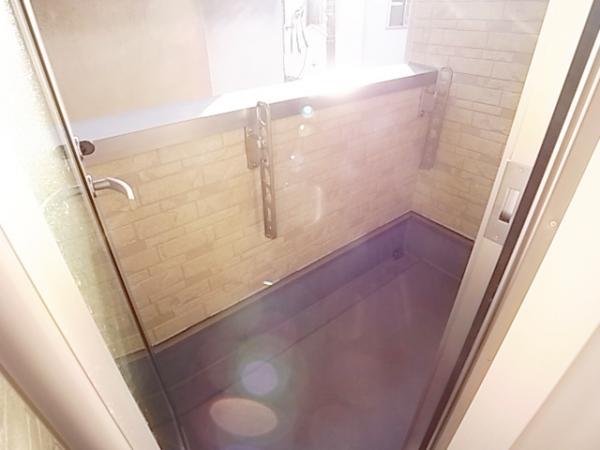 Balcony. Per yang good balcony