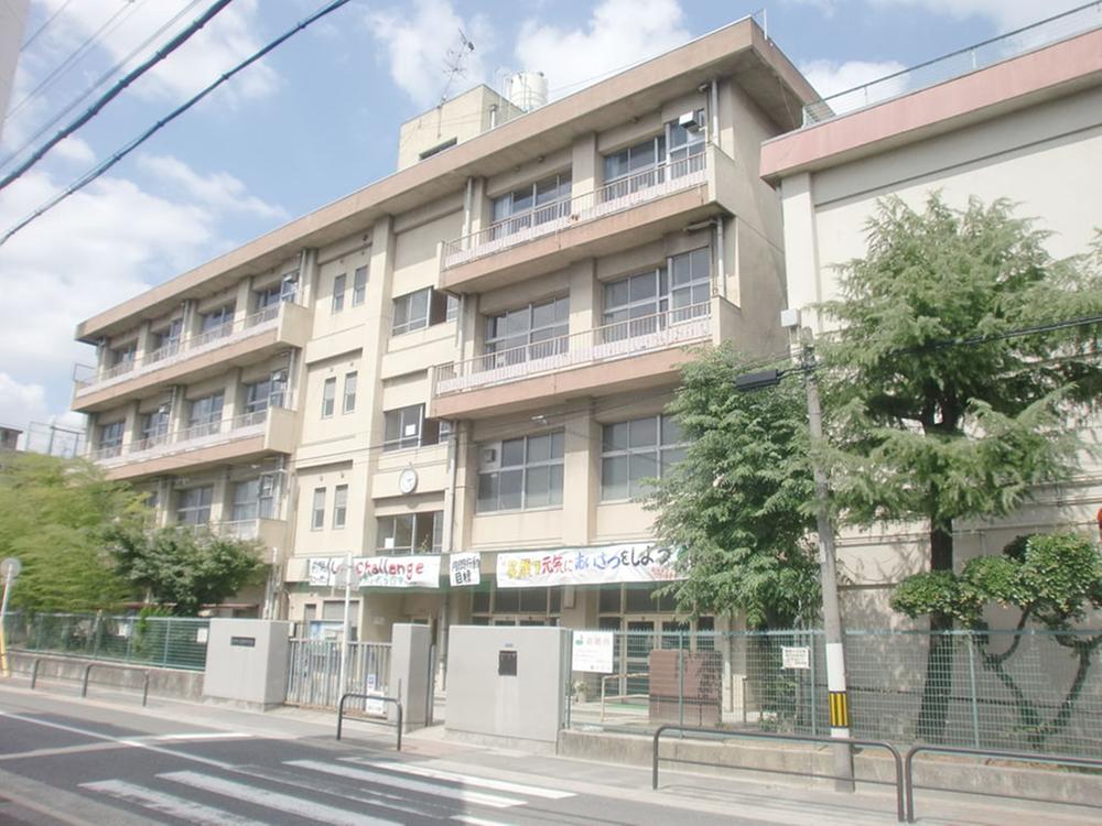 Junior high school. Moriguchi 94m to stand fourth junior high school