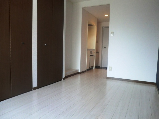 Living and room. Real Moriguchi