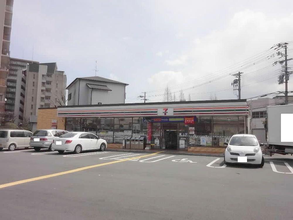 Convenience store. Seven-Eleven Moriguchi Yagumohigashi 415m up to 2-chome-cho