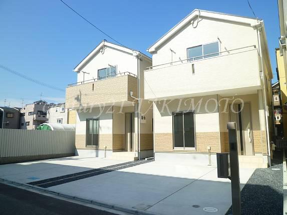 Local appearance photo. It was completed! ! Facing south! ! Lighting is good! ! (10 / 28 shooting)