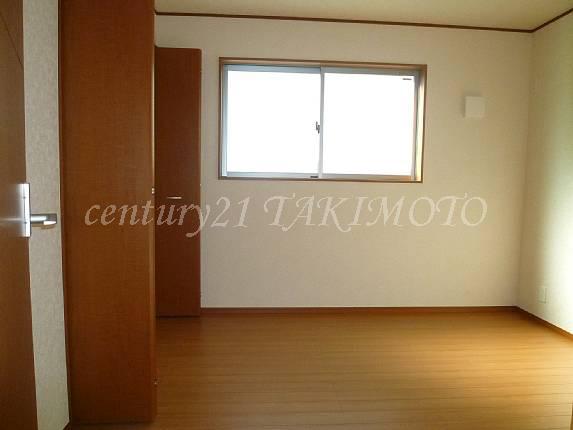 Non-living room. Each room pair glass use! ! wide!