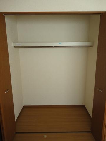 Receipt. Western-style closet