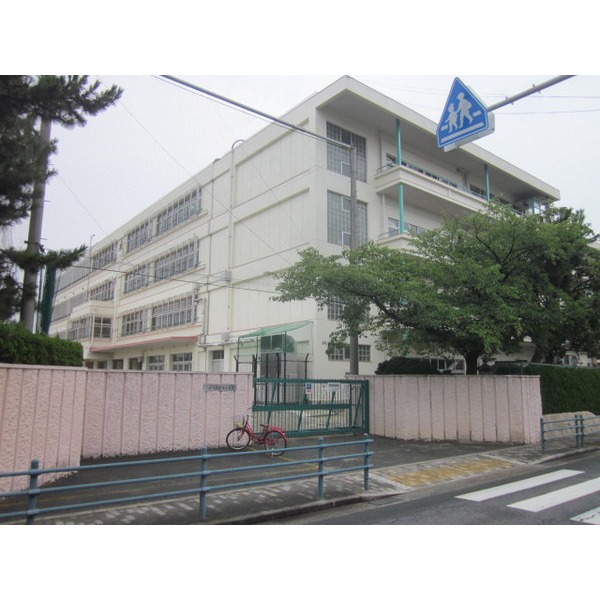 Primary school. Moriguchi until Municipal Fujita elementary school (elementary school) 628m