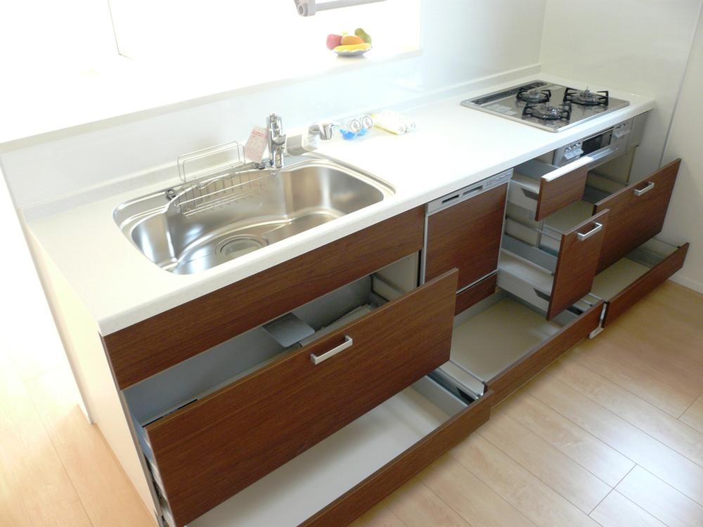 Kitchen. Since the storage plenty of system Kitchen, Katazuki is around the kitchen clean (local photo)