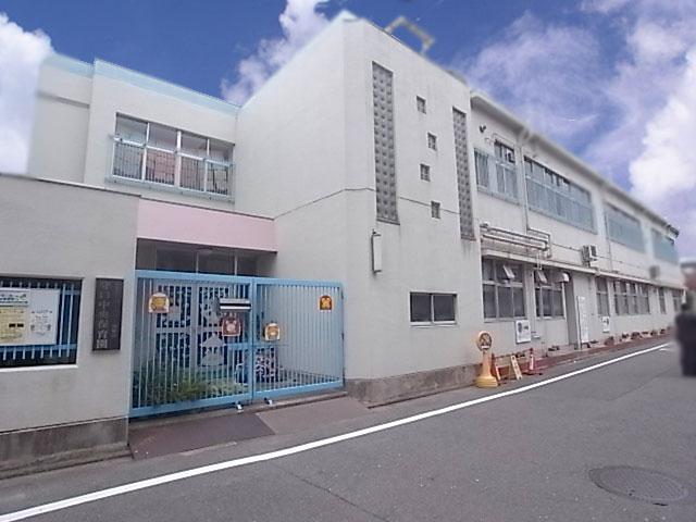 kindergarten ・ Nursery. Moriguchi 195m to the central nursery
