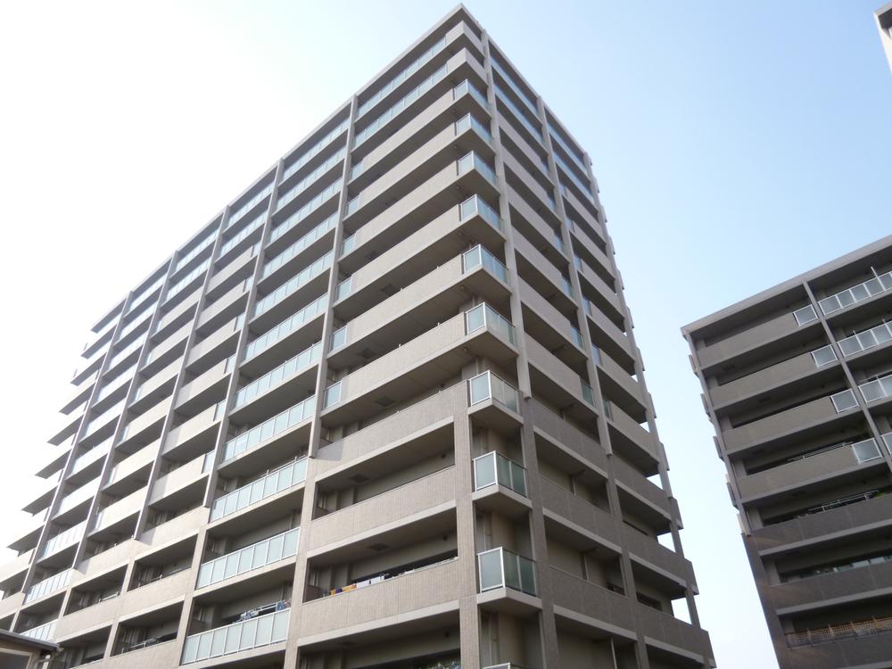 Local appearance photo. Local (11 May 2013) Shooting