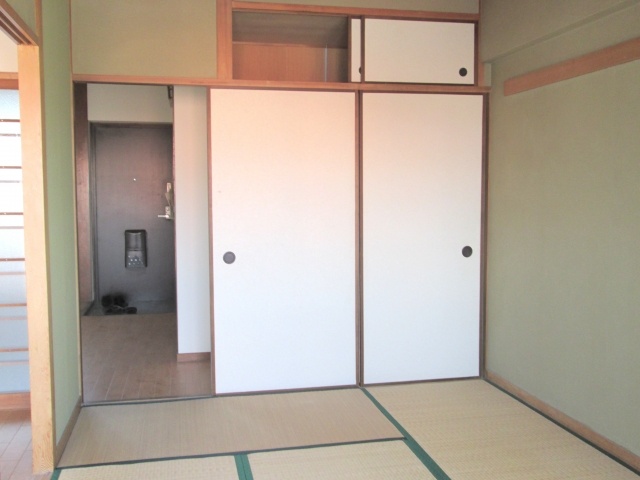 Living and room. Bright Japanese-style room