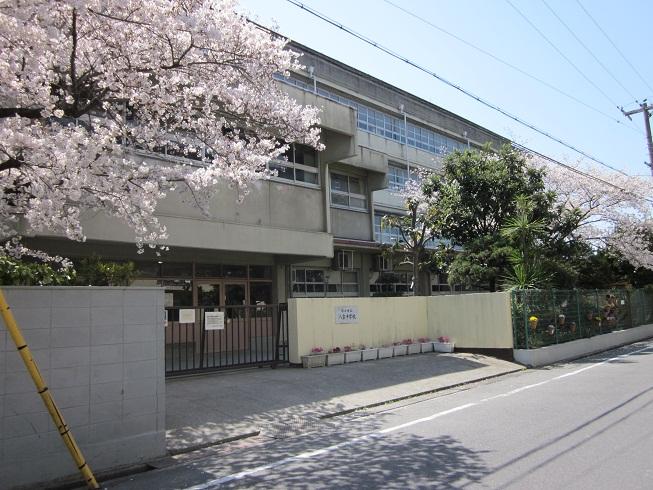 Junior high school. Moriguchi stand Yakumo until junior high school 193m