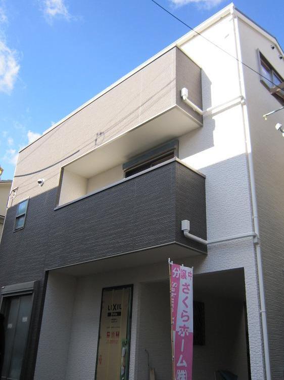 Same specifications photos (appearance). South-facing per day good