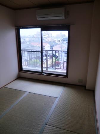 Living and room. Fuji Kajimachi Mansion