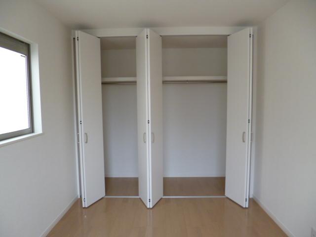 Non-living room. Indoor (March 2013) Shooting