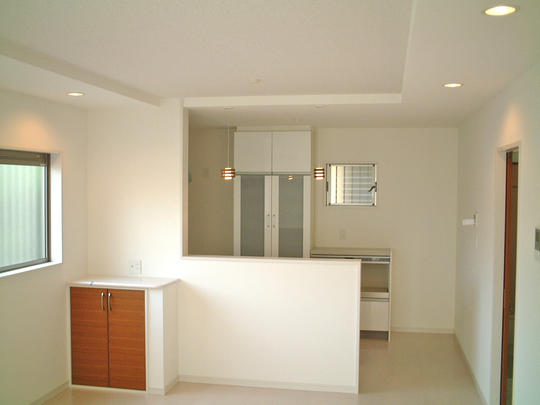 Same specifications photos (living). Same specifications living