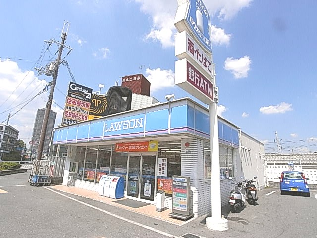 Convenience store. 376m until Lawson Neyagawa Miimoto Machiten (convenience store)