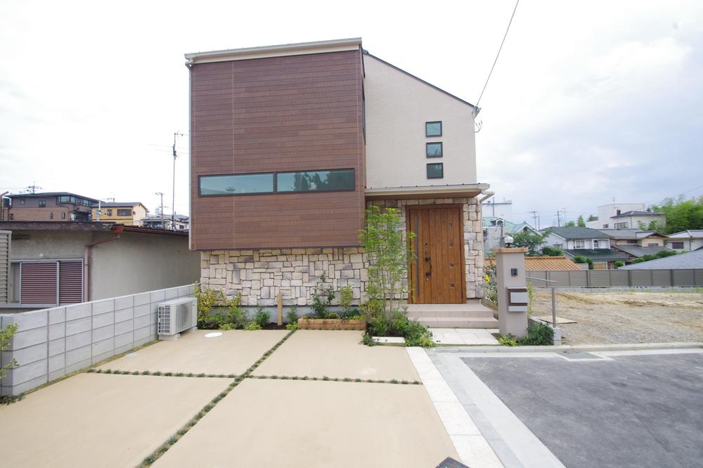 Local appearance photo. Local (June 2013) Shooting