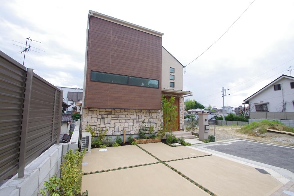 Local appearance photo. Local (June 2013) Shooting