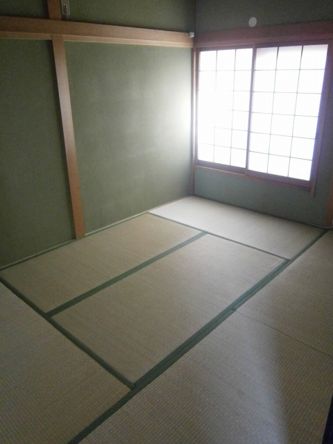 Living and room