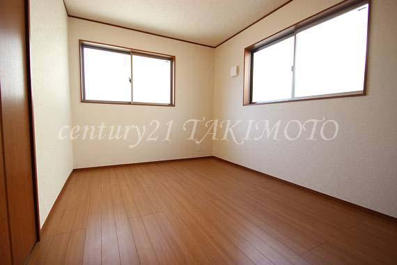 Same specifications photos (Other introspection). All room, Adopt a high heat-insulating glazing!