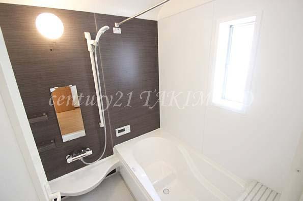 Same specifications photo (bathroom). The drying in the bathroom, heating, Cool breeze with function!