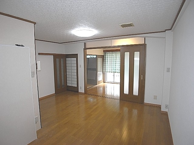 Living and room