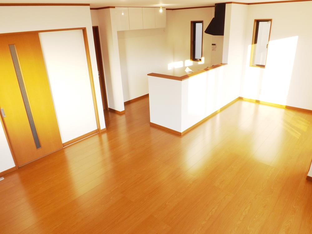 Living. Local photos (living) Unnecessary and easy care wax!