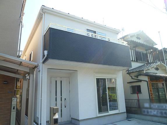 Local appearance photo. Simple appearance is timeless design