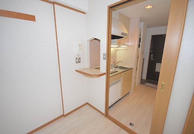 Kitchen. Kitchen counter