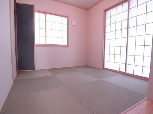 Same specifications photos (Other introspection). Bright storage enhancement of Japanese-style room