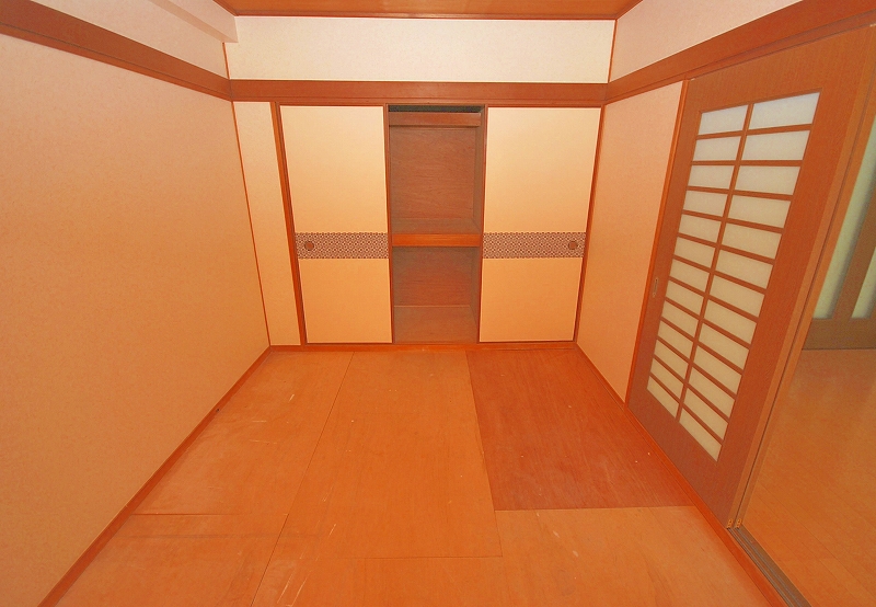 Other room space. Japanese style room