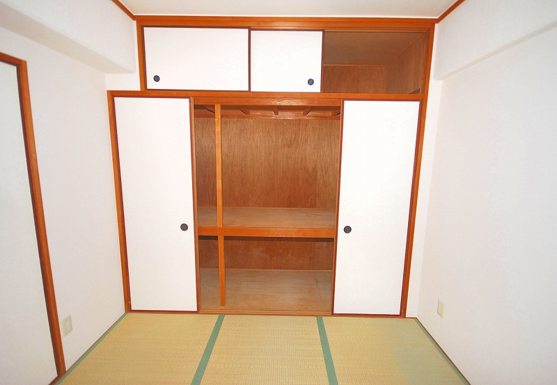 Receipt. Japanese-style room ・ closet